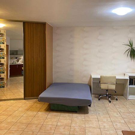 Studio apartment Jarkov Exterior foto